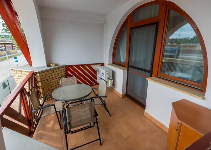 Fonyod Beach Apartment شقة Fonyód